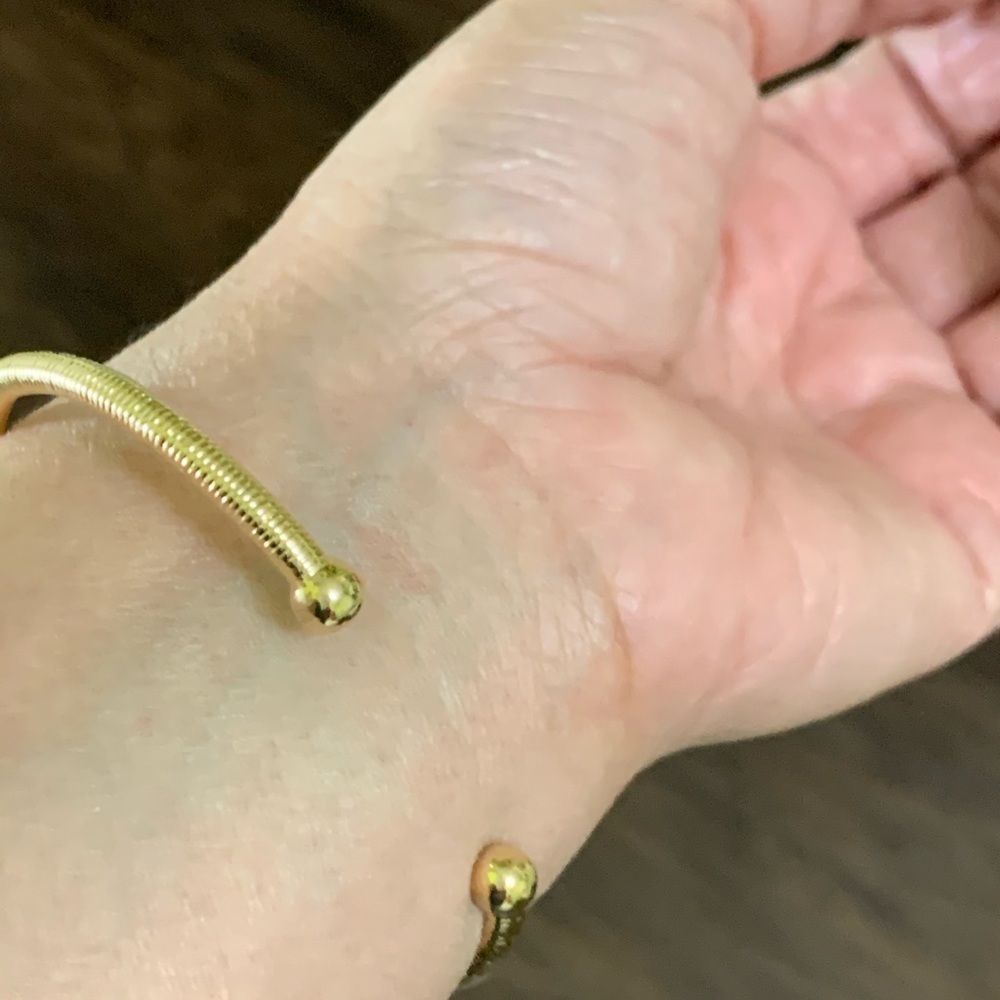 Anthropologie bracelet - Picture 7 of 10